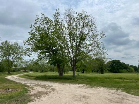 1 County Road 3630 Lovelady TX 75851