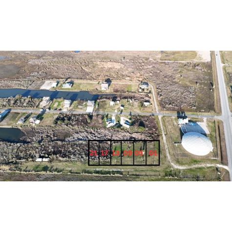 1109 Guppy Crystal Beach TX 77650