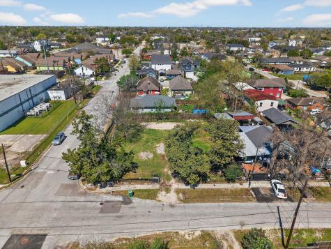 4404 Gano Street Houston TX 77009