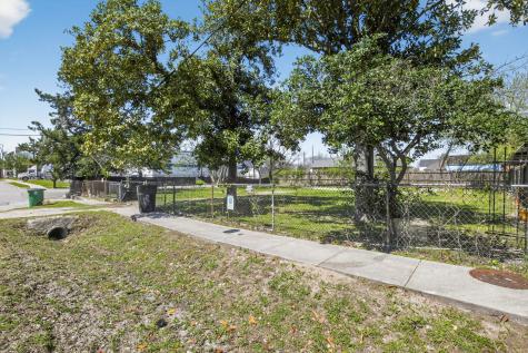 4404 Gano Street Houston TX 77009