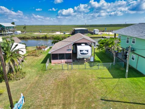 867 County Road 299 Sargent TX 77414