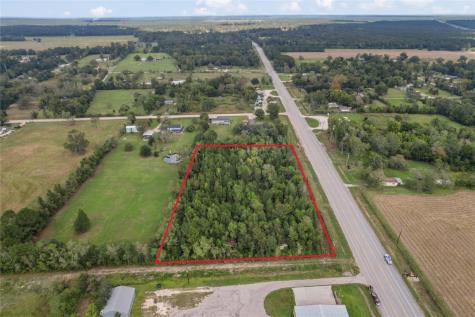 9715 Highway 321 Highway N Dayton TX 77535