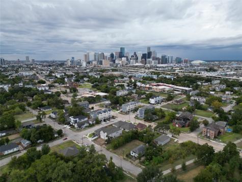 3215 Tuam Street Houston TX 77004