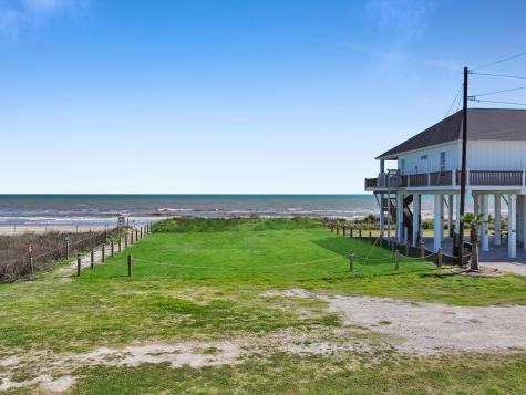 772 Bolivar Dunes Boulevard Gilchrist TX 77617