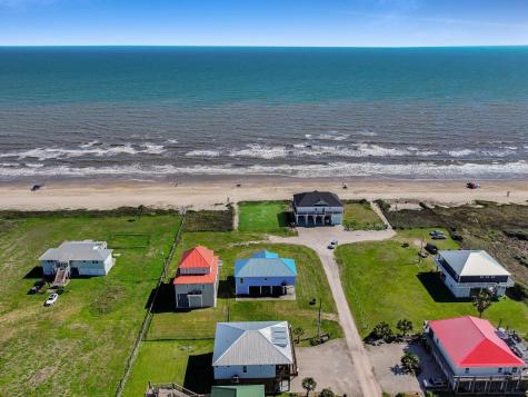 772 Bolivar Dunes Boulevard Gilchrist TX 77617