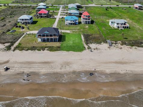 772 Bolivar Dunes Boulevard Gilchrist TX 77617