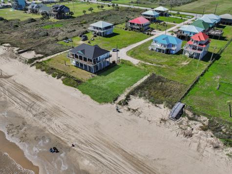 772 Bolivar Dunes Boulevard Gilchrist TX 77617