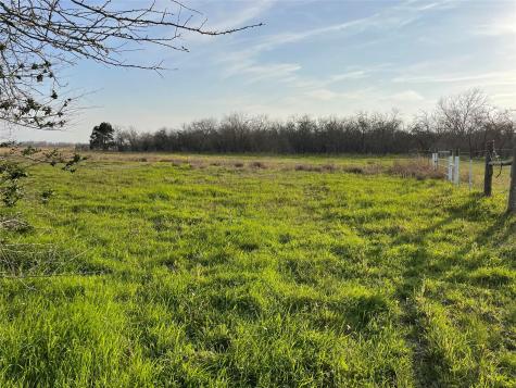 4196 Peters San Felipe Road Sealy TX 77474