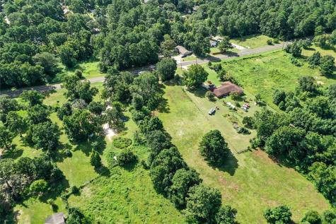 3722 Montgomery Road Huntsville TX 77340