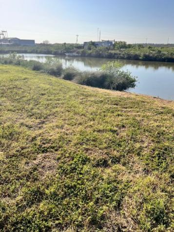 278 Seaview Street Sargent TX 77414