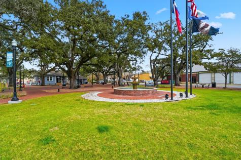 309 Waco Avenue League City TX 77573