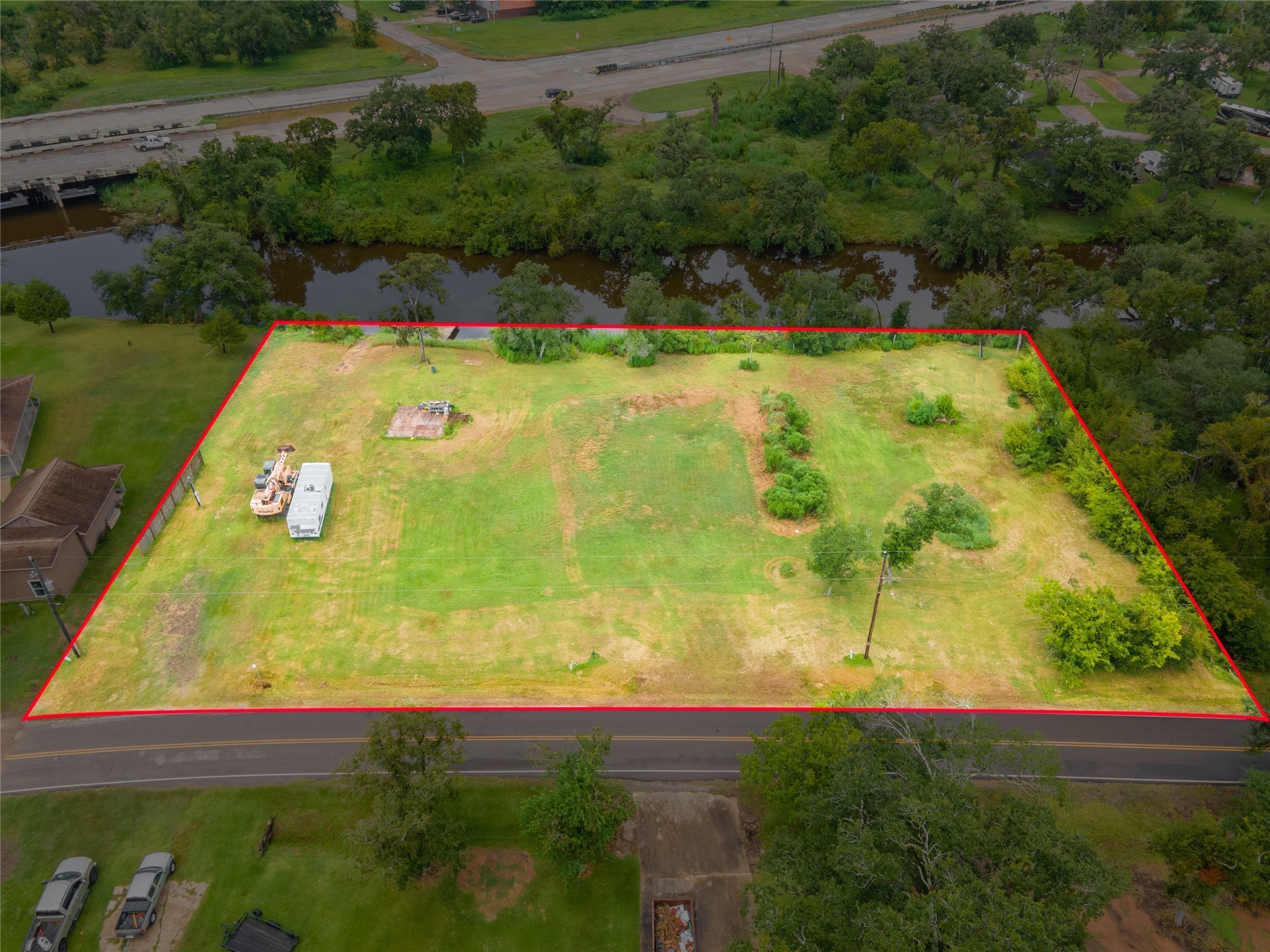 315 Edgewater Street Clute TX 77531