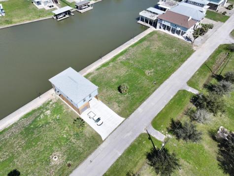 2009 Nelson Street Port Bolivar TX 77650