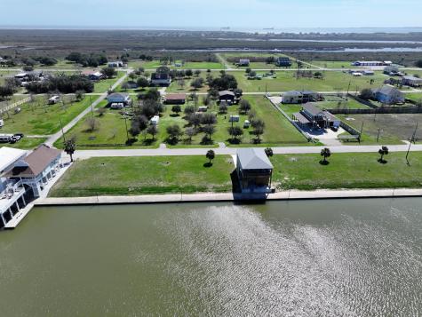 2009 Nelson Street Port Bolivar TX 77650
