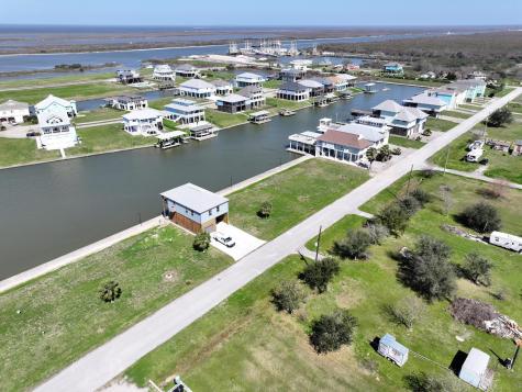 2009 Nelson Street Port Bolivar TX 77650