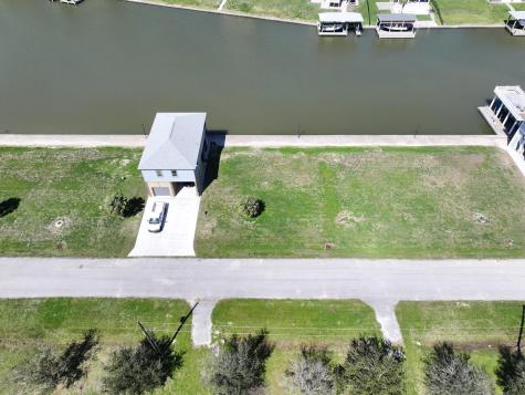 2009 Nelson Street Port Bolivar TX 77650
