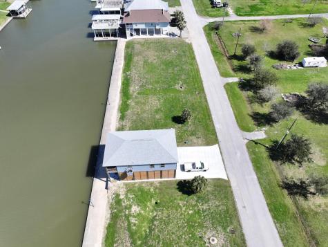 2009 Nelson Street Port Bolivar TX 77650