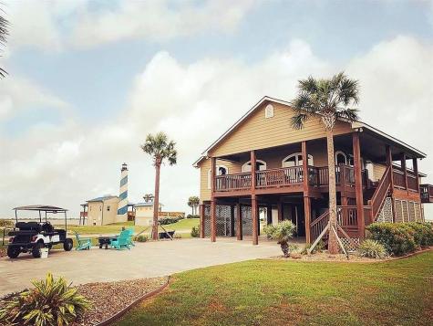 2952 Palacios Bay Drive Palacios TX 77465