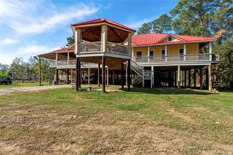 32130 Cypress Hollow Drive New Caney TX 77357