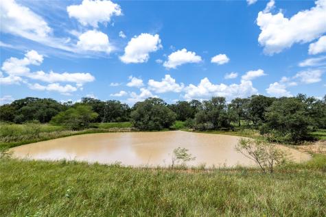 000 County Road 15aa Hallettsville TX 77964
