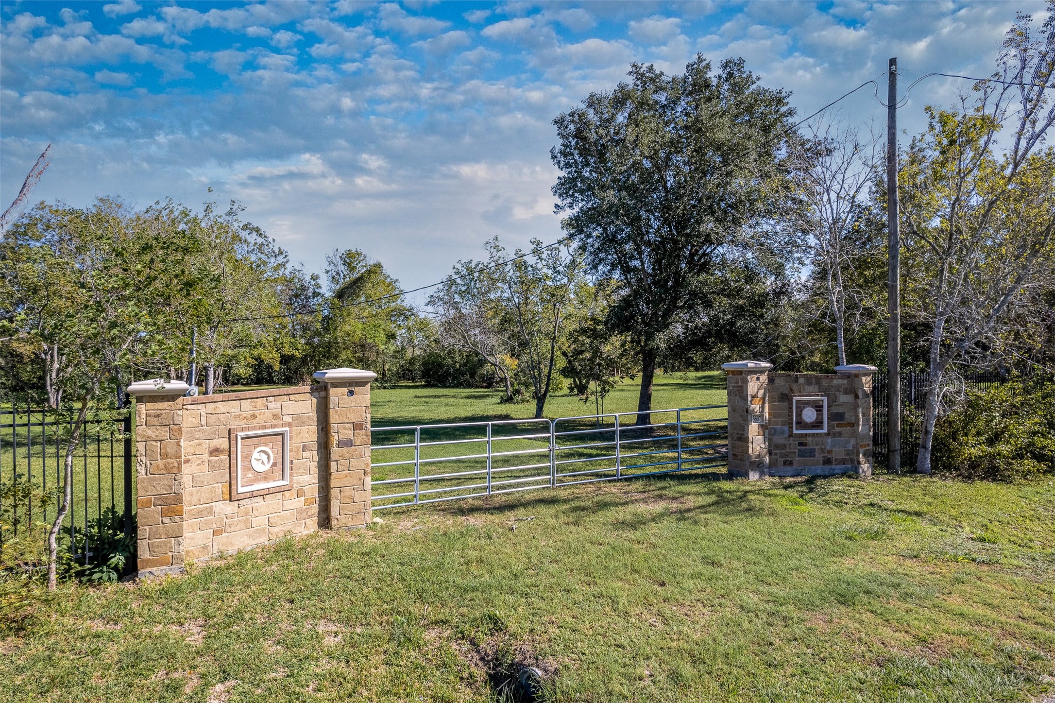 3607 Rush Road Santa Fe TX 77510