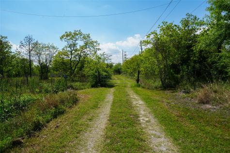 2302 N H Street Deer Park TX 77536