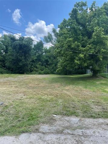 923 Avenue C Huntsville TX 77320