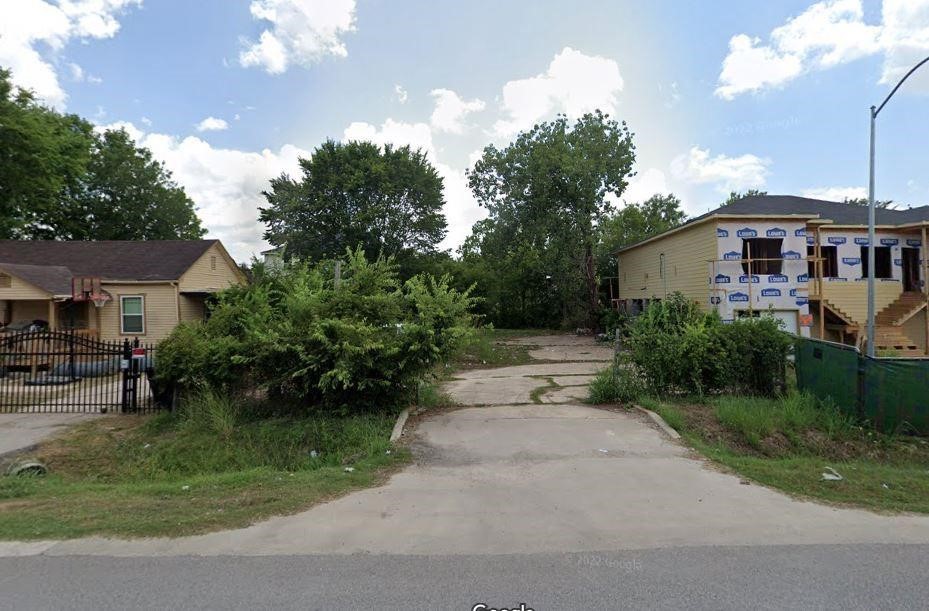 5110 Sunbeam Street Houston TX 77033