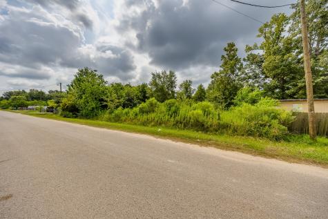 505 County Road 3416 Cleveland TX 77327