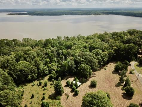 11.826+/- Acs Cr 4190 Woodville TX 75979