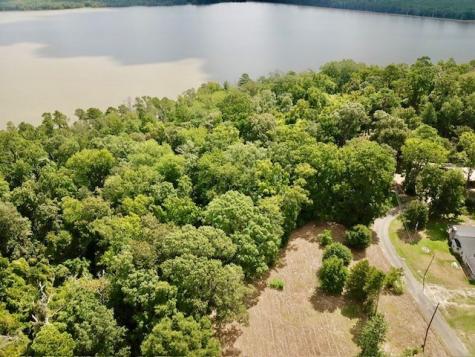 11.826+/- Acs Cr 4190 Woodville TX 75979