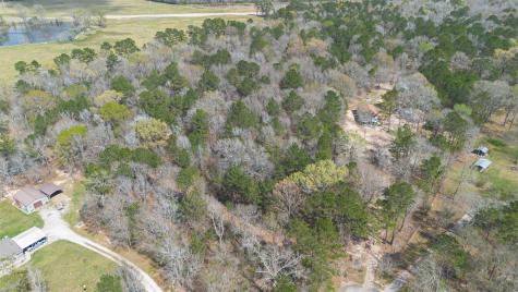 525 County Road 3016 Dayton TX 77535