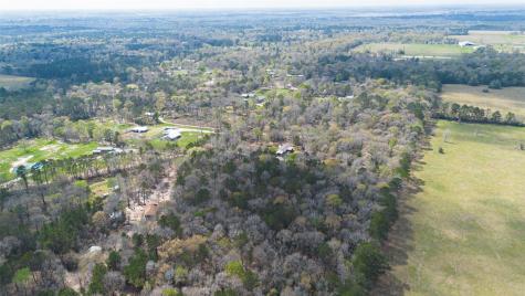 525 County Road 3016 Dayton TX 77535