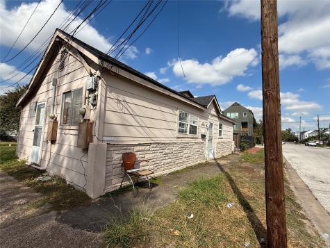 4011, 4017 Terry Street Houston TX 77009