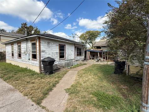 4011, 4017 Terry Street Houston TX 77009