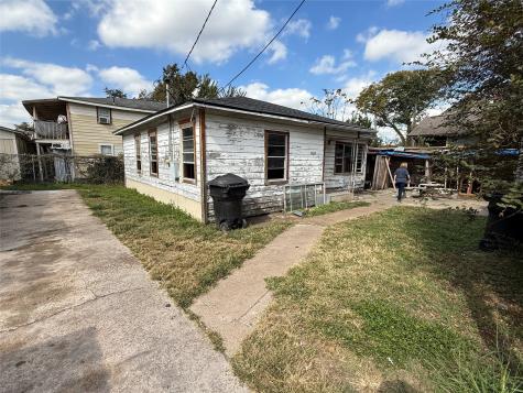 4011, 4017 Terry Street Houston TX 77009