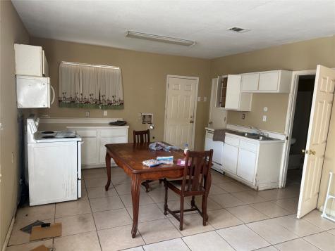 4011, 4017 Terry Street Houston TX 77009