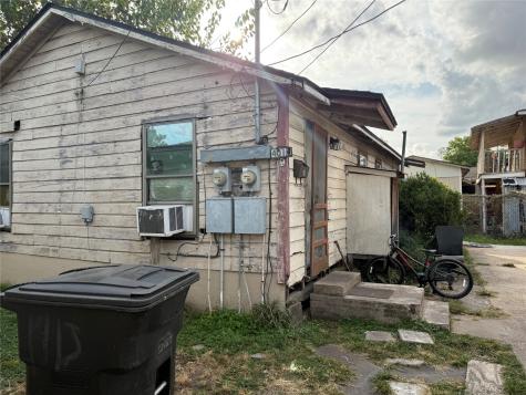4011, 4017 Terry Street Houston TX 77009