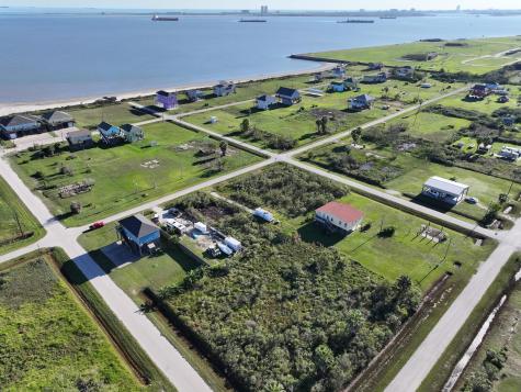 1503 Front Avenue Port Bolivar TX 77650