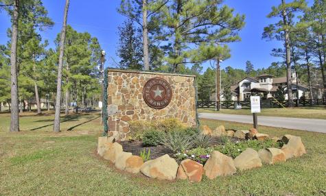 12-22-58 Grey Feather Road Huntsville TX 77340