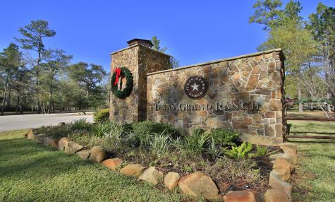 12-22-58 Grey Feather Road Huntsville TX 77340