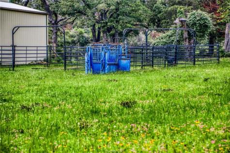 10610 County Road 322 Caldwell TX 77836