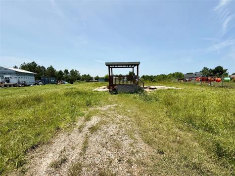 11 Road 5118 Cleveland TX 77327