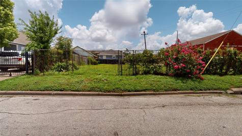 4202 Billingsley Street Houston TX 77009
