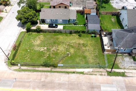 4202 Billingsley Street Houston TX 77009