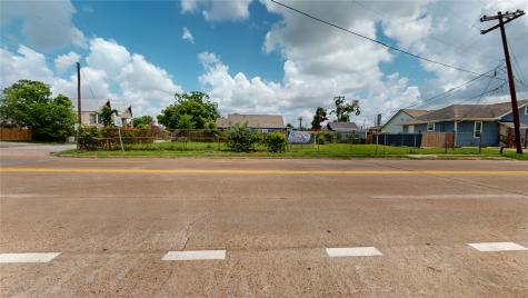 4202 Billingsley Street Houston TX 77009