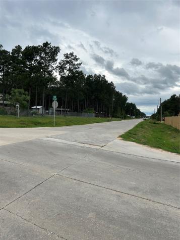 1760 Road 5018 Cleveland TX 77327