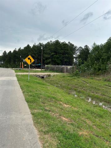 1760 Road 5018 Cleveland TX 77327