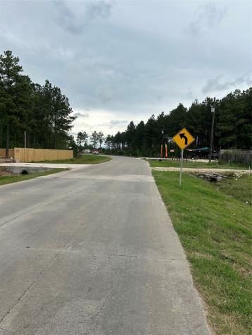1760 Road 5018 Cleveland TX 77327
