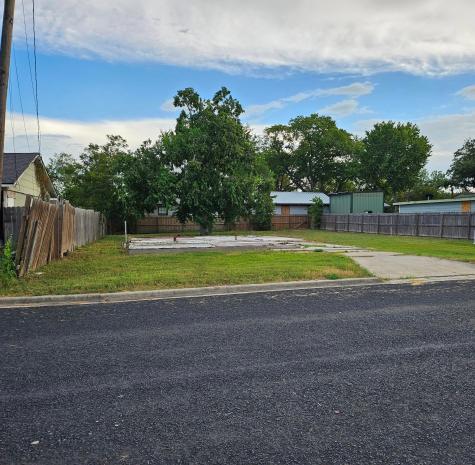 1003 E Virginia Avenue Victoria TX 77901